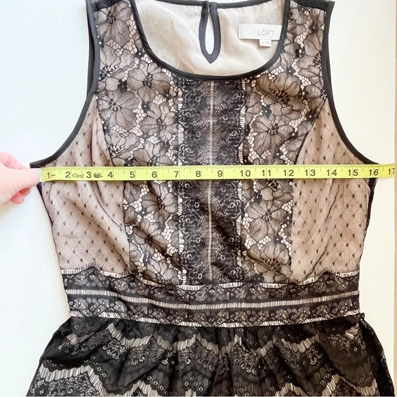 NWOT Ann Taylor Loft Lace Peplum Sleeveless Top XS Petite Black Cream/Blush Pink - Picture 10 of 12